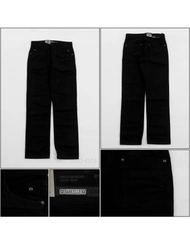 Celana Panjang Jeans Reguler Fit Cowok...