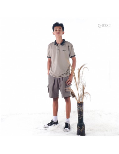 Celana pendek cowok kolor model cargo hijau...